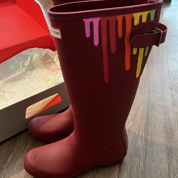 NWT * Custom Hunter Boots - Picture 2 of 3